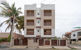 Oyo 15702 Thulsi Residency